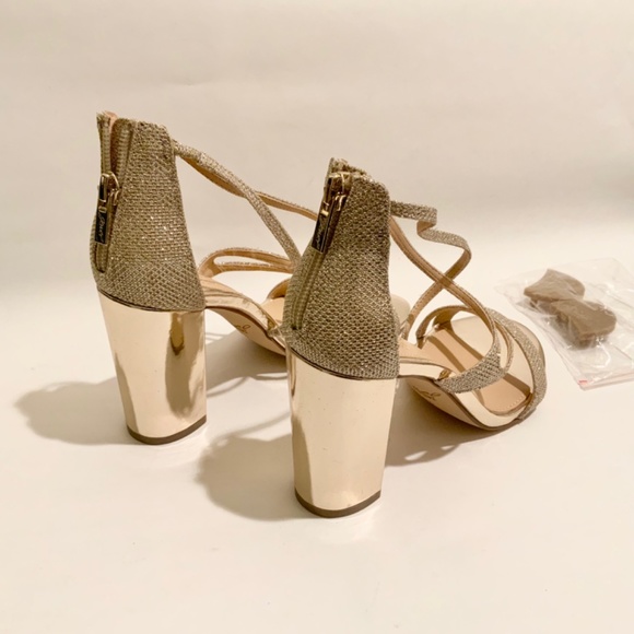 BADGLEY MISCHKA Gale Glitter Gold Strap Sandals Block Heel Pumps Dress Shoes 6.5 - Picture 9 of 10